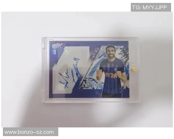 如何礼貌地向足球明星请求签名的技巧与注意事项